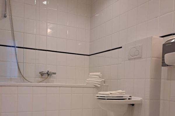 Badkamer met bad